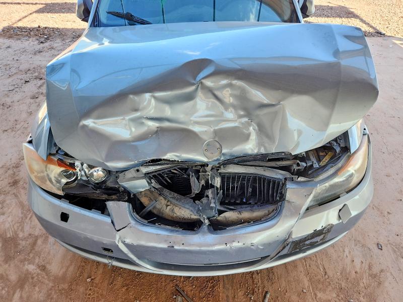 Photo 11 from auction – 2006 BMW 330 with VIN WBAVB33526PS13926