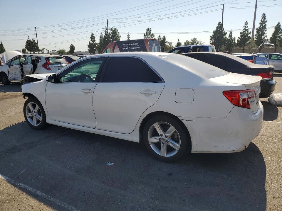 Photo 2 from auction – 2014 TOYOTA CAMRY with VIN 4T1BF1FK1EU777305