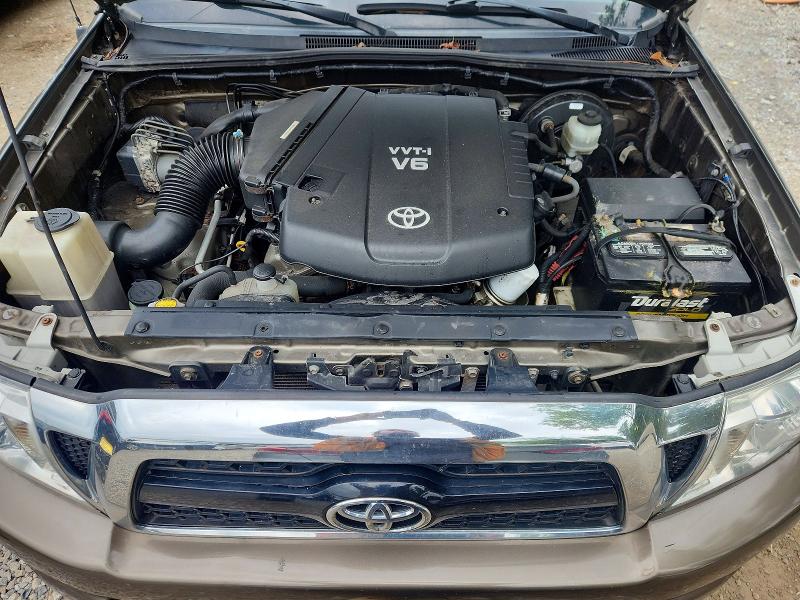 Photo 11 from auction – 2011 TOYOTA TACOMA with VIN 3TMLU4EN1BM056963