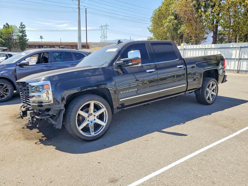 CHEVROLET SILVERADO 2018 with VIN 3GCUCSEJ1JG228253 - Photo from auction