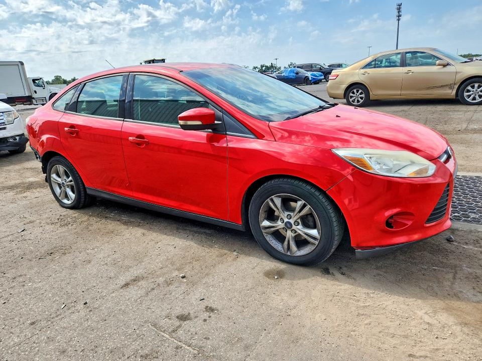Photo 4 from auction – 2013 FORD FOCUS with VIN 1FADP3F24DL318513