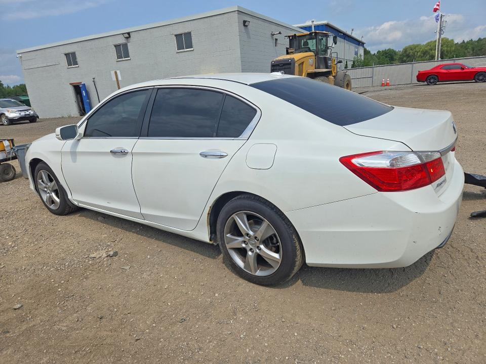 Photo 2 from auction – 2015 HONDA ACCORD with VIN 1HGCR2F87FA803131