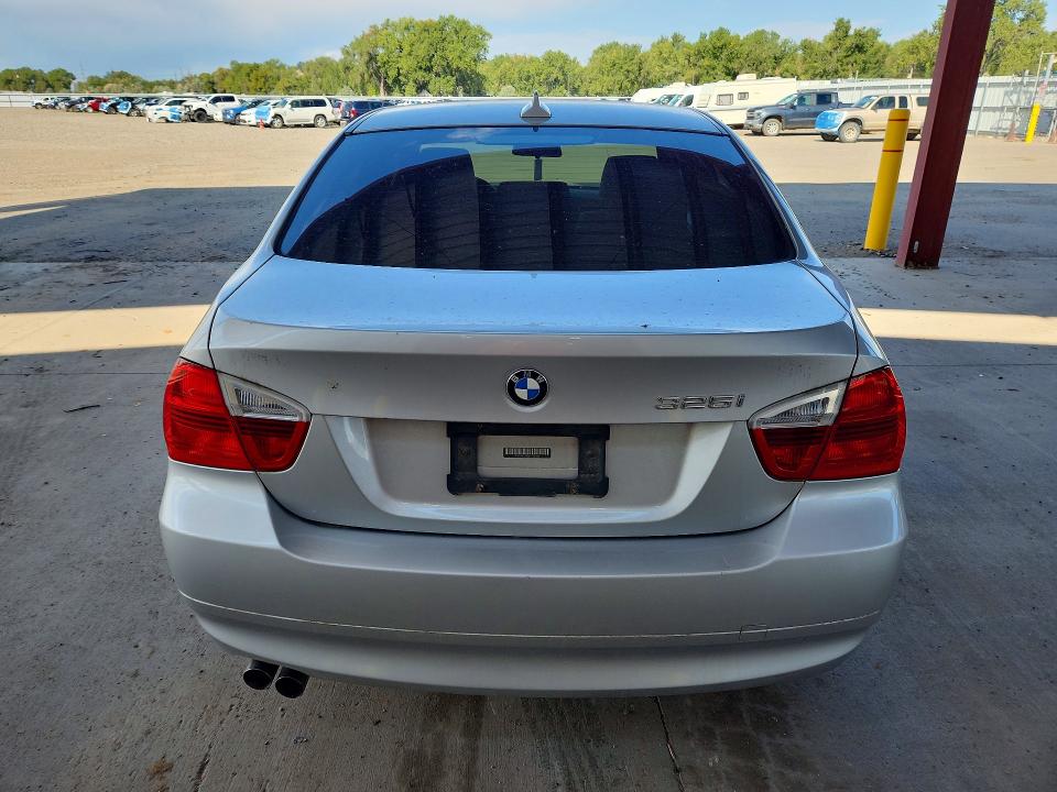 Photo 6 from auction – 2006 BMW 325 with VIN WBAVB13536PT07656