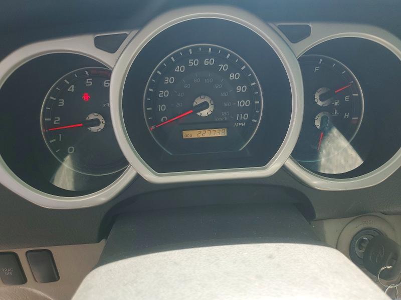 Photo 9 from auction – 2003 TOYOTA 4RUNNER with VIN JTEZT17R438001923