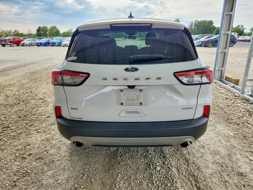 Photo 6 from auction – 2021 FORD ESCAPE with VIN 1FMCU9G63MUA10760