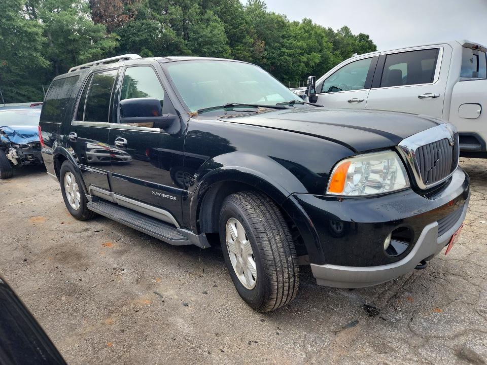 Photo 4 from auction – 2004 LINCOLN NAVIGATOR with VIN 5LMFU27R54LJ14345