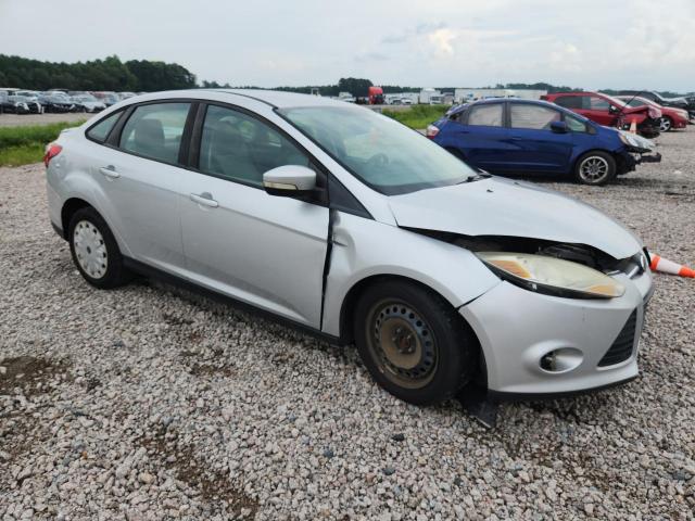 Photo 4 from auction – 2014 FORD FOCUS with VIN 1FADP3F21EL351759