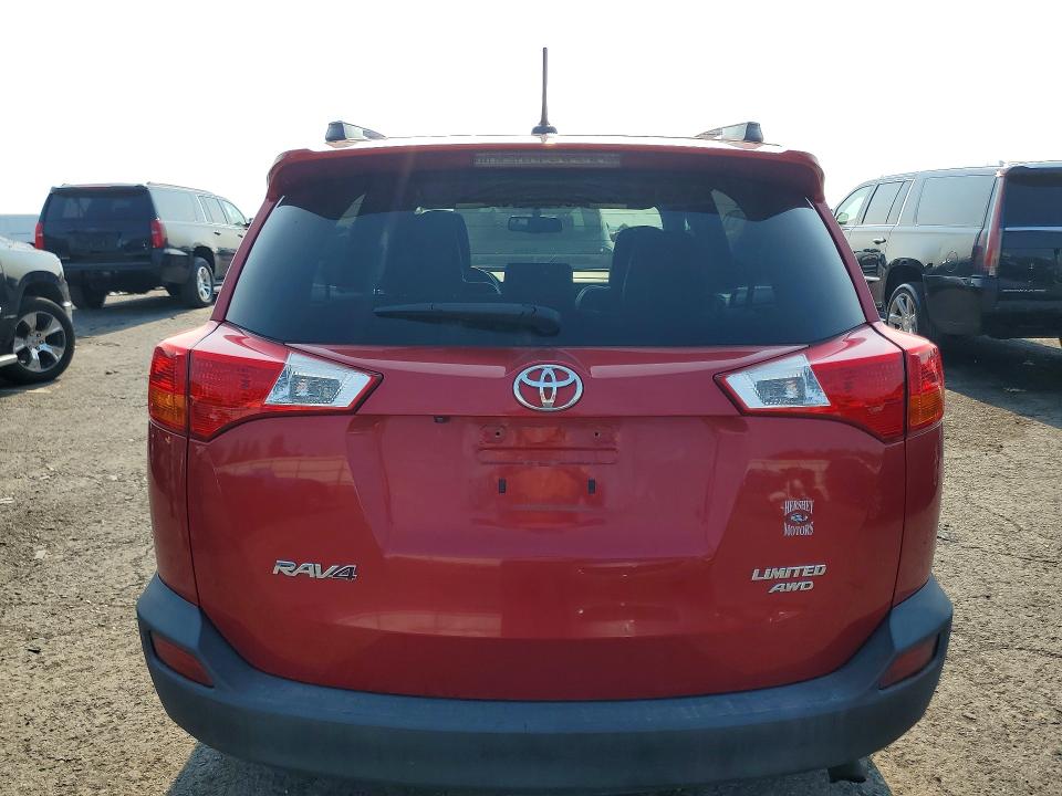 Photo 6 from auction – 2014 TOYOTA RAV4 with VIN 2T3DFREV6EW127394