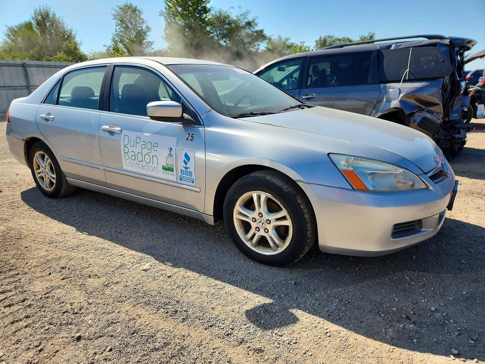 Photo 4 from auction – 2007 HONDA ACCORD with VIN JHMCM563X7C019159