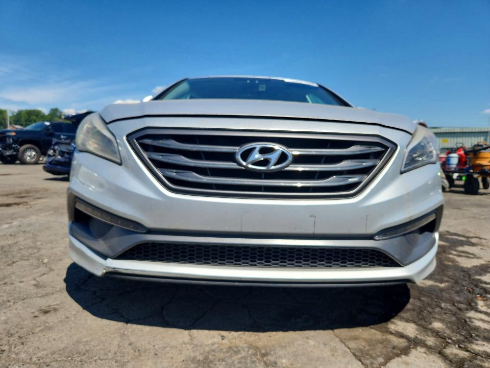 Zdjęcie 5 z aukcji – 2016 HYUNDAI SONATA z VIN 5NPE34AF2GH341873