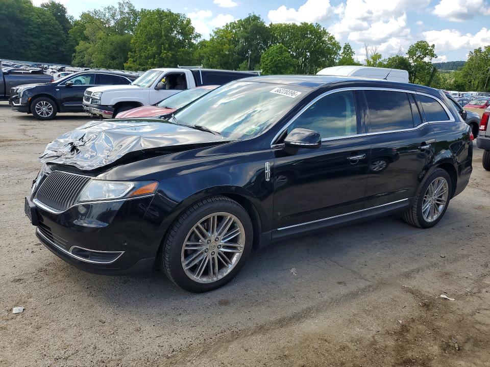 2016 LINCOLN MKT