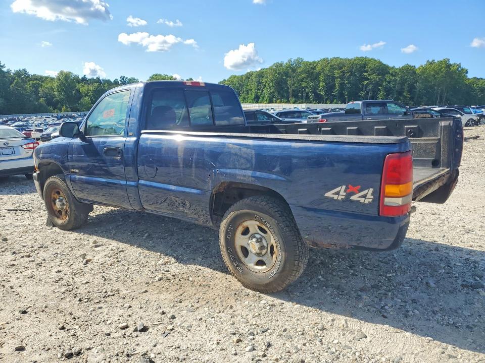 Photo 2 from auction – 2000 CHEVROLET SILVERADO with VIN 1GCEK14V7YE426634