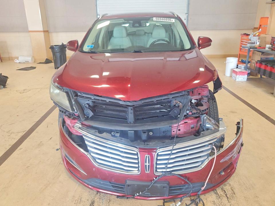Photo 5 from auction – 2018 LINCOLN MKC with VIN 5LMTJ4DH5JUL11881