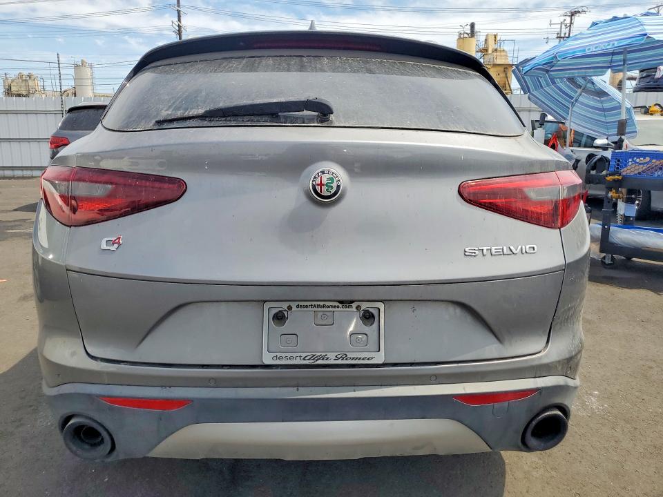 Photo 6 from auction – 2018 ALFA ROMEO STELVIO with VIN ZASFAKBN3J7B59865