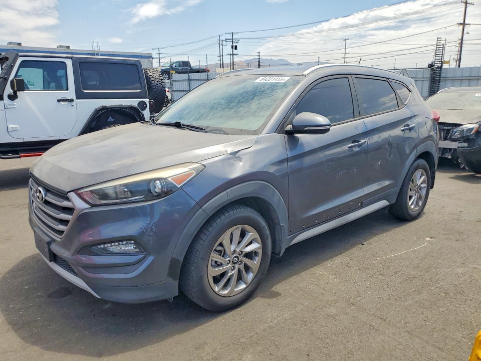 HYUNDAI TUCSON 2017 with VIN KM8J33A23HU367102 - Photo from auction