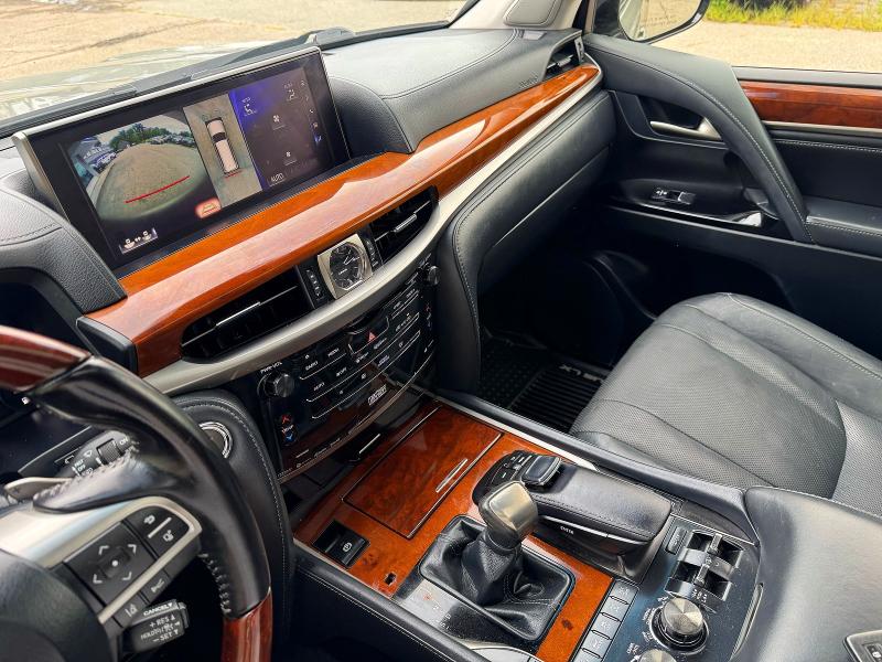 Photo 9 from auction – 2018 LEXUS LX with VIN JTJHY7AX4J4261428