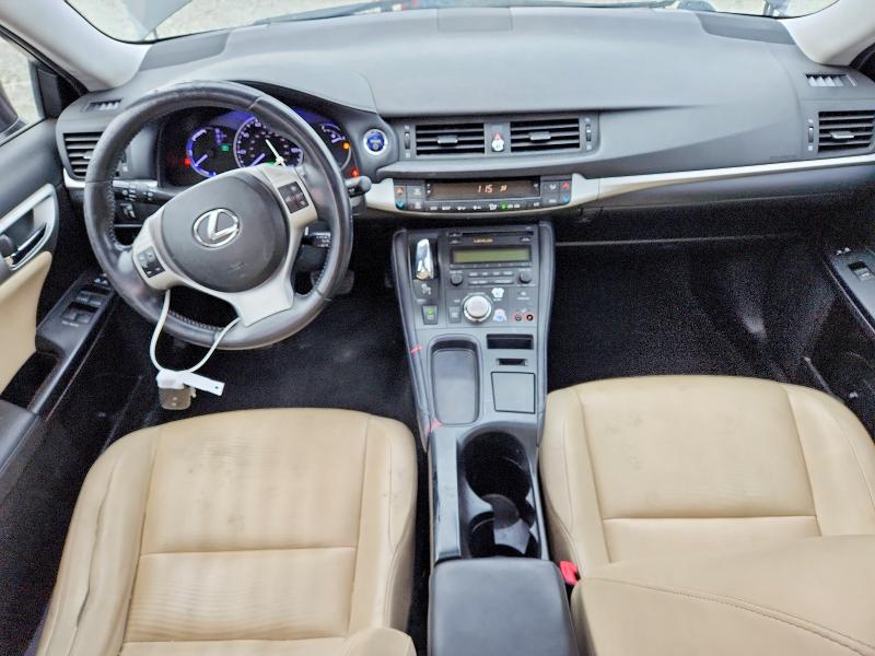 Photo 8 from auction – 2011 LEXUS CT with VIN JTHKD5BH2B2005574