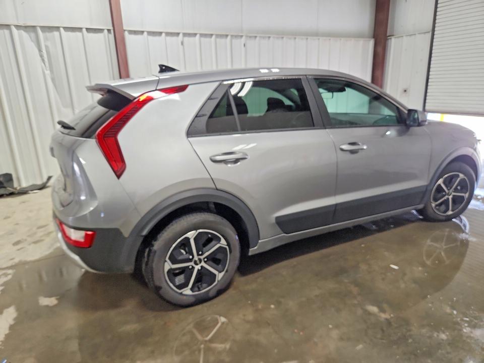Photo 3 from auction – 2026 KIA NIRO with VIN KNDCP3LE5T5341838