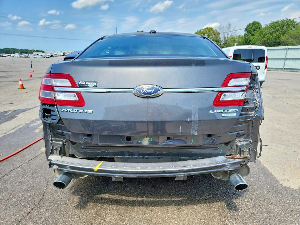 Photo 6 from auction – 2017 FORD TAURUS with VIN 1FAHP2F9XHG126164