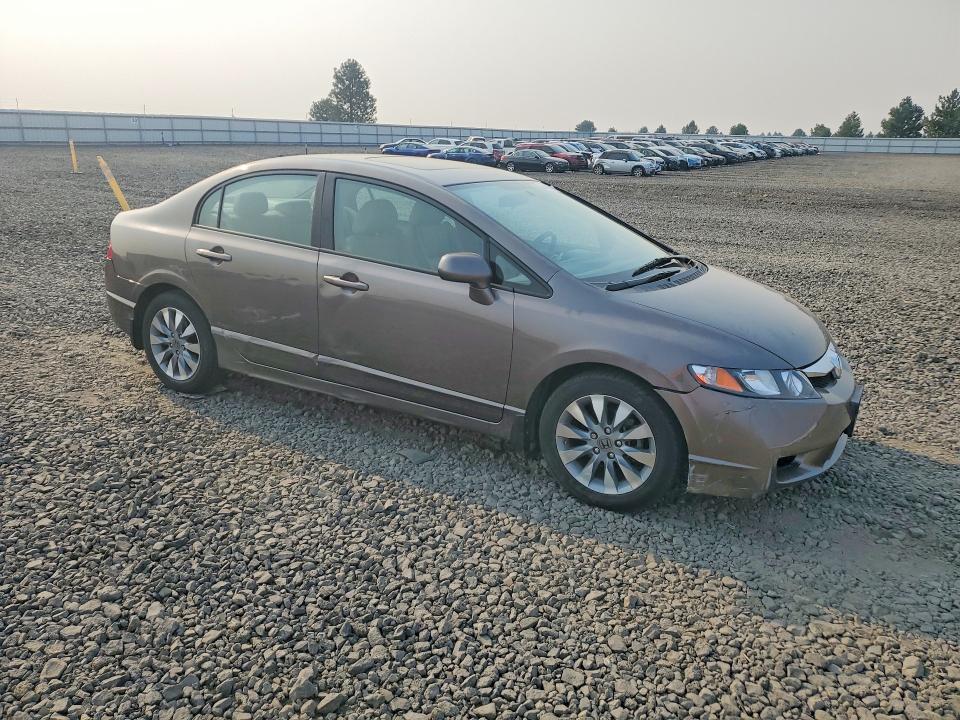 Photo 4 from auction – 2010 HONDA CIVIC with VIN 19XFA1F9XAE011745