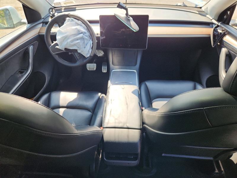 Photo 8 from auction – 2022 TESLA MODEL Y with VIN 7SAYGDEF0NF541645