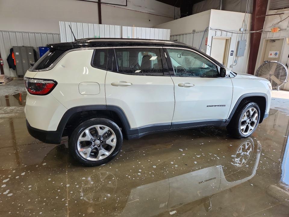 Photo 3 from auction – 2018 JEEP COMPASS with VIN 3C4NJDCB9JT280822