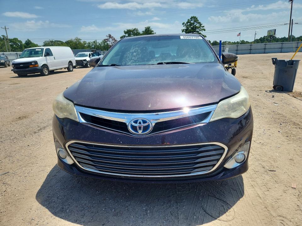 Photo 5 from auction – 2013 TOYOTA AVALON HYBRID with VIN 4T1BD1EB7DU014792