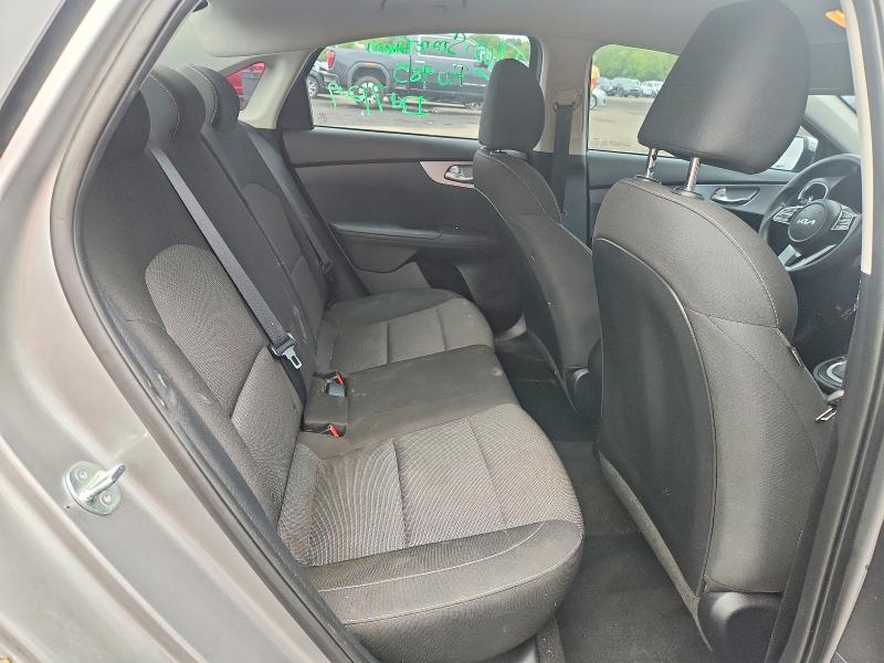 Photo 10 from auction – 2023 KIA FORTE with VIN 3KPF24AD2PE595819