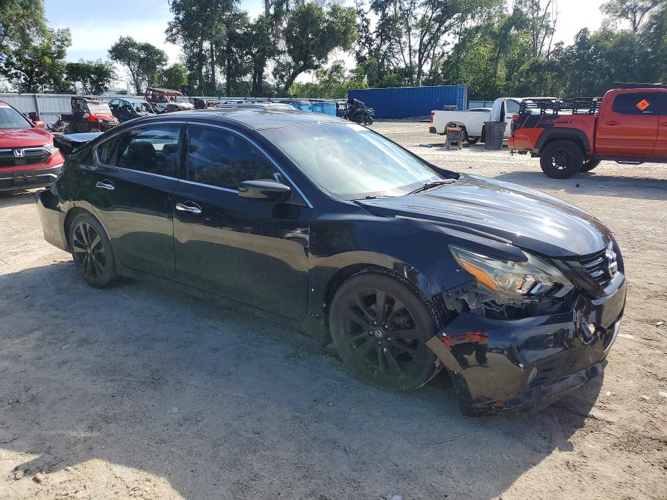Photo 4 from auction – 2018 NISSAN ALTIMA with VIN 1N4AL3AP9JC217349