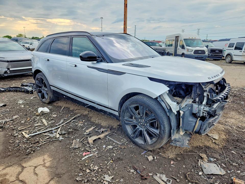 Photo 4 from auction – 2019 LAND ROVER RANGE ROVER VELAR with VIN SALYL2EX0KA201589
