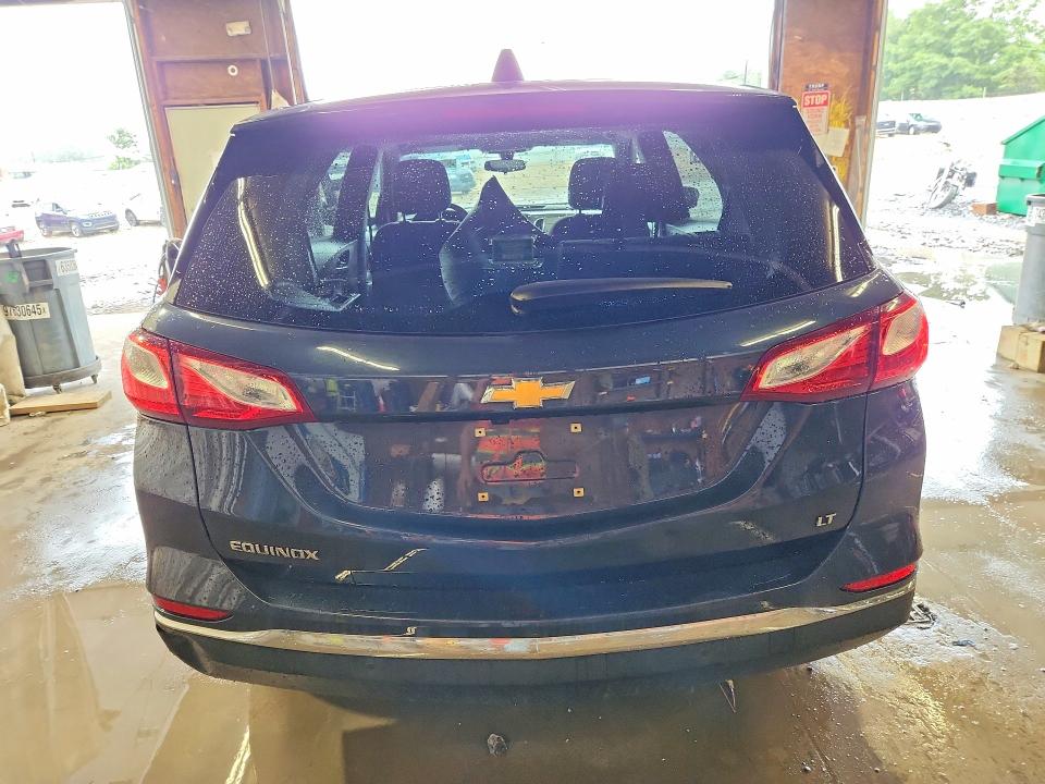Photo 6 from auction – 2018 CHEVROLET EQUINOX with VIN 3GNAXJEVXJL338270