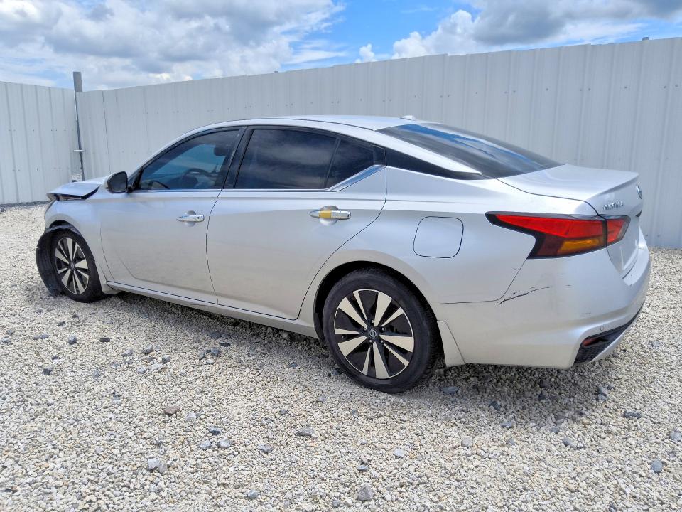 Photo 2 from auction – 2019 NISSAN ALTIMA with VIN 1N4BL4DV7KC146741