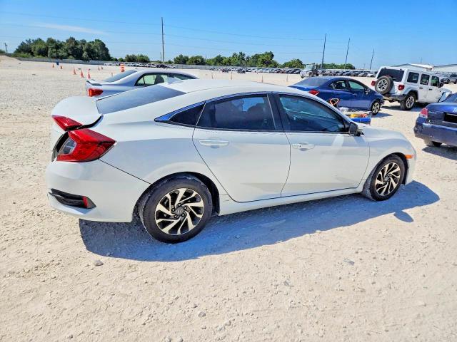 Photo 3 from auction – 2017 HONDA CIVIC with VIN 19XFC2F7XHE076524