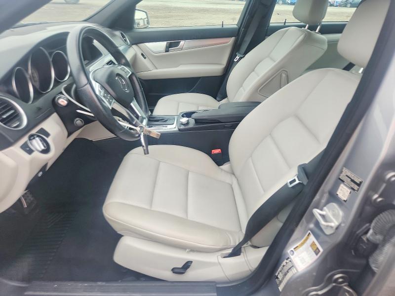 Photo 7 from auction – 2014 MERCEDES-BENZ C with VIN WDDGF4HB9EA967773
