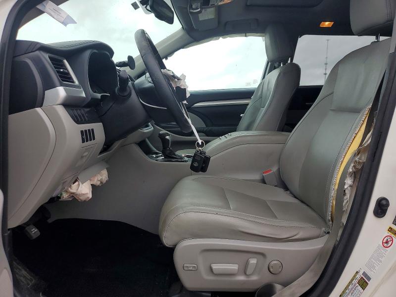Photo 7 from auction – 2015 TOYOTA HIGHLANDER with VIN 5TDJKRFH1FS096940