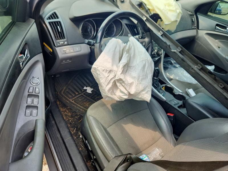 Photo 8 from auction – 2013 HYUNDAI SONATA with VIN 5NPEC4AB2DH791970
