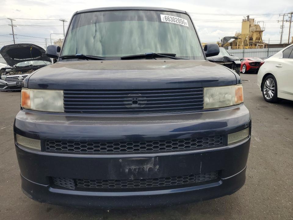 Photo 5 from auction – 2005 SCION XB with VIN JTLKT324850219348