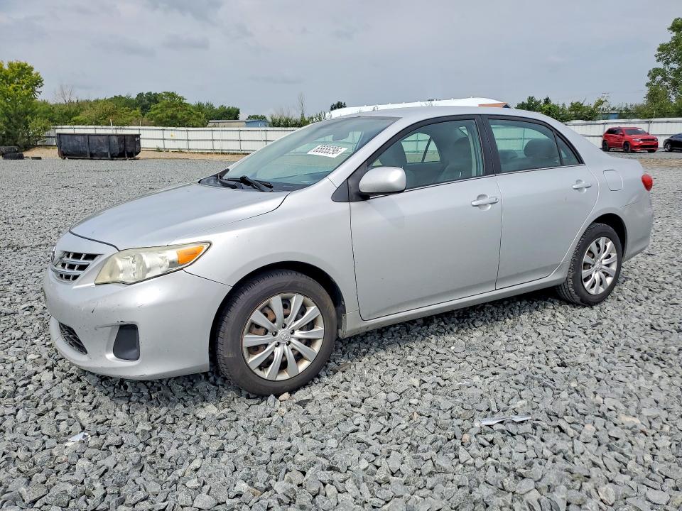 Снимка 1 от търг – 2013 TOYOTA COROLLA с VIN 5YFBU4EE9DP112123