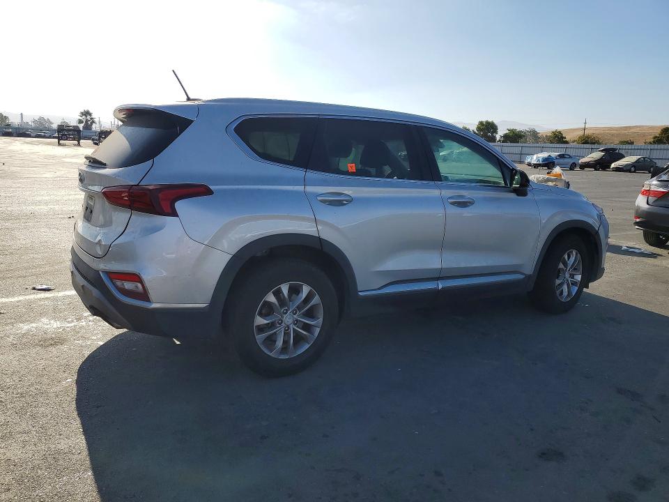 Photo 3 from auction – 2019 HYUNDAI SANTA FE with VIN 5NMS23AD2KH065814