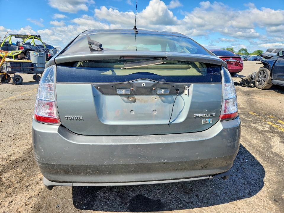 Photo 6 from auction – 2004 TOYOTA PRIUS with VIN JTDKB20U740045282
