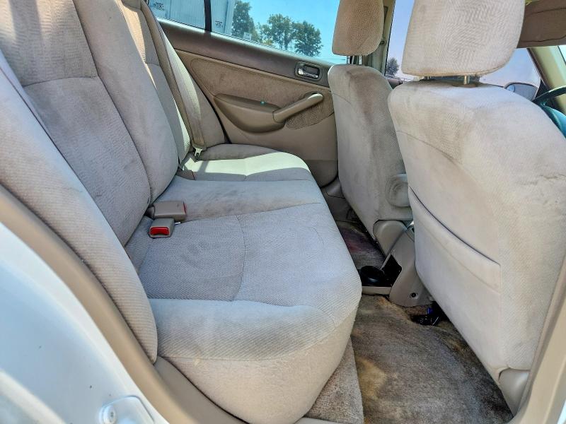 Photo 10 from auction – 2002 HONDA CIVIC with VIN 2HGES26742H589537