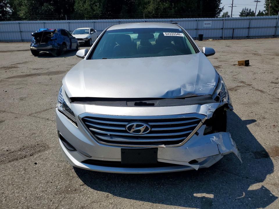 Photo 5 from auction – 2017 HYUNDAI SONATA with VIN 5NPE24AF2HH497299