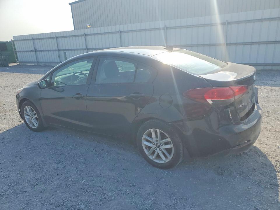 Фото 2 с аукциона – 2017 KIA FORTE с VIN 3KPFK4A77HE052266