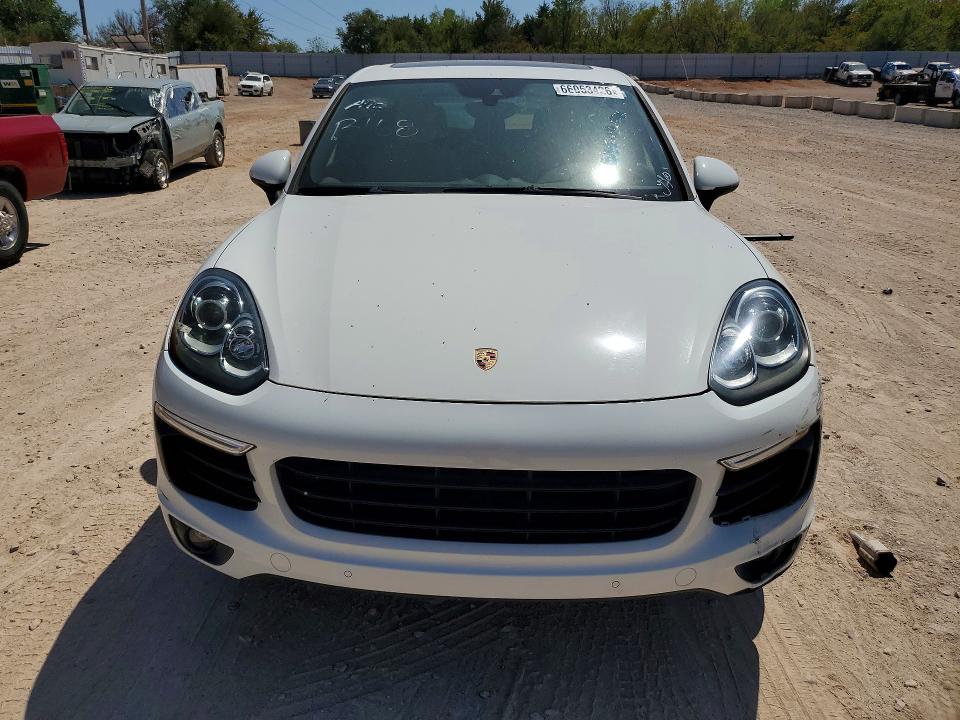 Photo 5 from auction – 2017 PORSCHE CAYENNE with VIN WP1AB2A24HLA52752