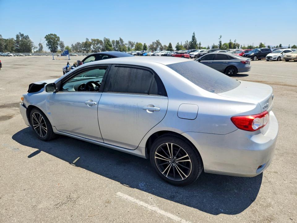 Photo 2 from auction – 2013 TOYOTA COROLLA with VIN 5YFBU4EE8DP141533