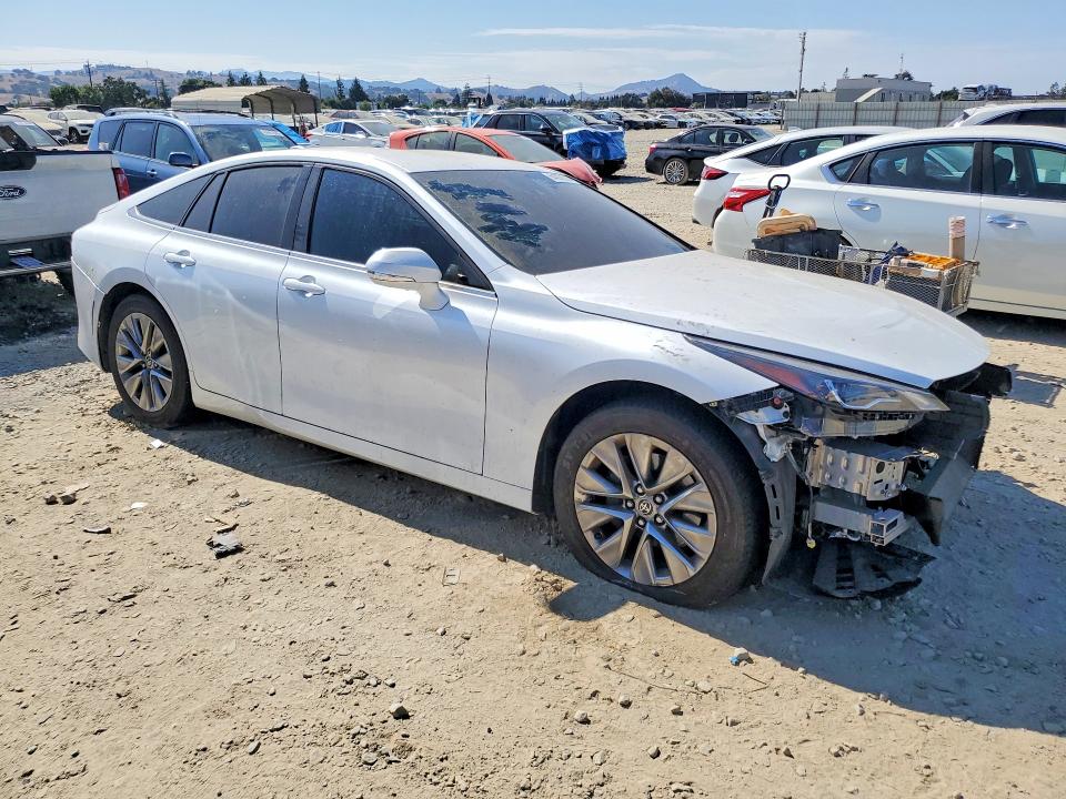 Photo 4 from auction – 2021 TOYOTA MIRAI with VIN JTDAAAAA3MA000587