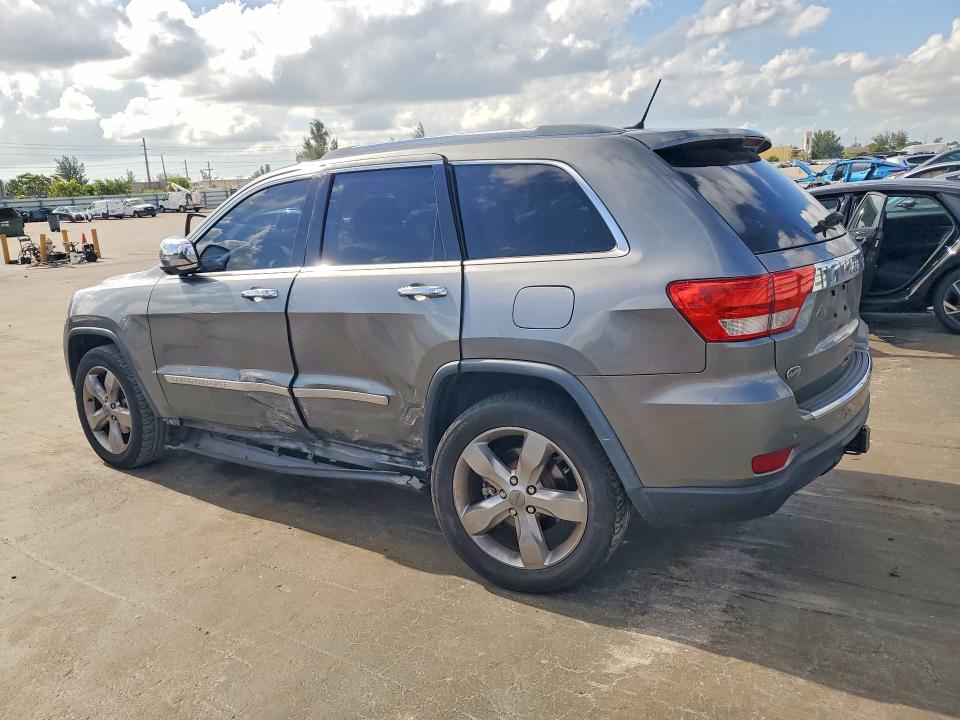Photo 2 from auction – 2013 JEEP GRAND CHEROKEE with VIN 1C4RJECG7DC526348