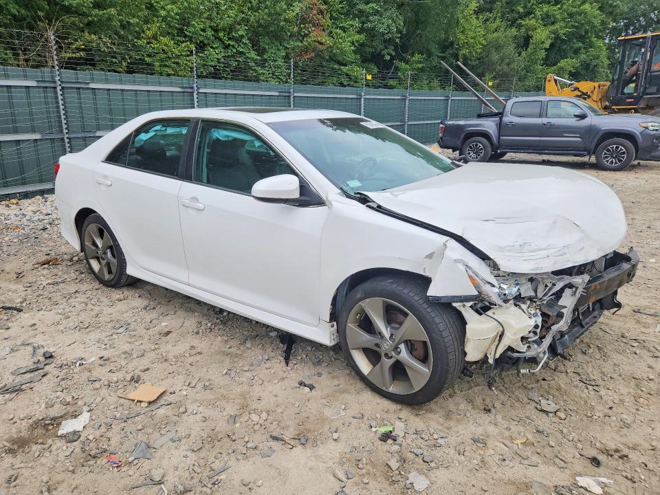 Photo 4 from auction – 2014 TOYOTA CAMRY with VIN 4T1BK1FK7EU539700