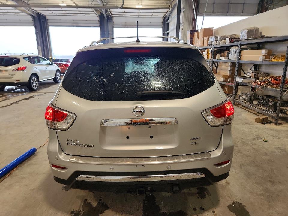 Снимка 6 от търг – 2015 NISSAN PATHFINDER с VIN 5N1AR2MM8FC686911