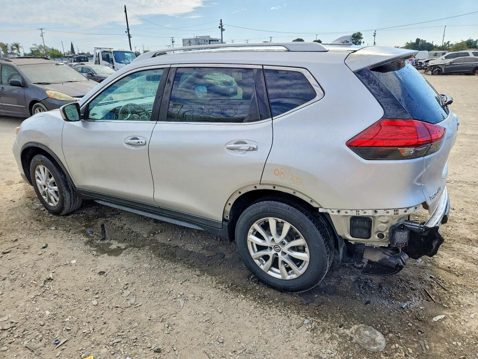 Фото 2 с аукциона – 2017 NISSAN ROGUE с VIN KNMAT2MT6HP537888